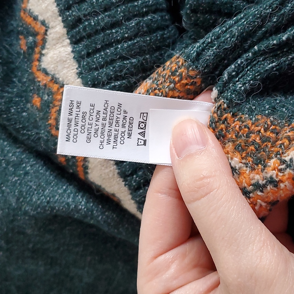 Maurices Teal Green and Orange Pumpkin Fall Knit Sweater Women's 1X - Picture 8 of 9
